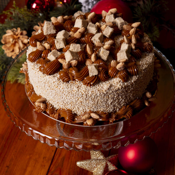 Tort sezamowo-chałwowy